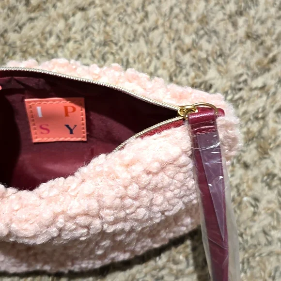 Ipsy Pink Shearling Makeup Bag - Bundle and Save - Picture 3 of 3